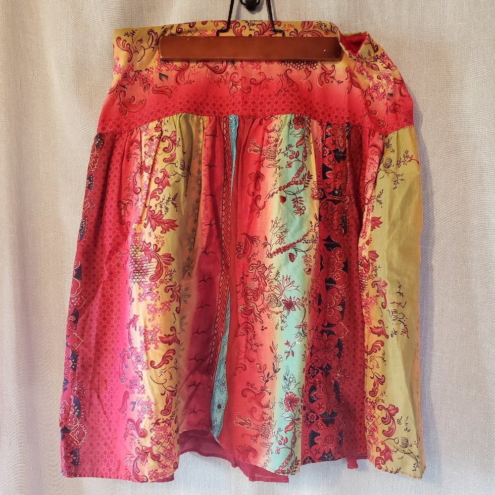 Xhilaration skirt size small red gold green blue floral stripe side zipper lined